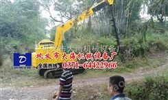 大海新一代履带式挖坑机在广西大山中顺利投入施工作业