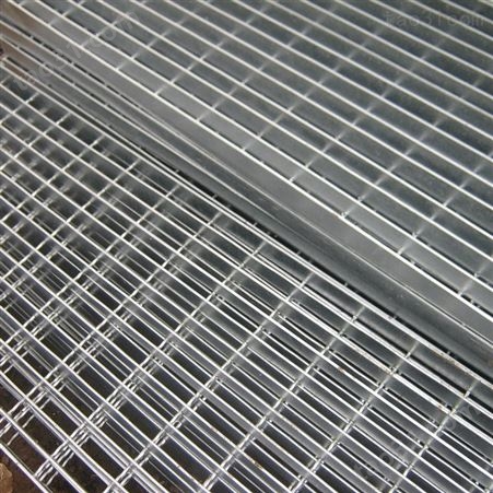 曲靖厂家供应 钢格栅 钢格栅板  平台钢格板  安平钢格板