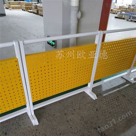 景区护栏 市政移动隔离网 施工临时用安全警示防护栏杆