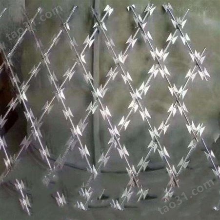 鄂州生产加工焊接刀片刺网隔离护栏买刺网的看过来